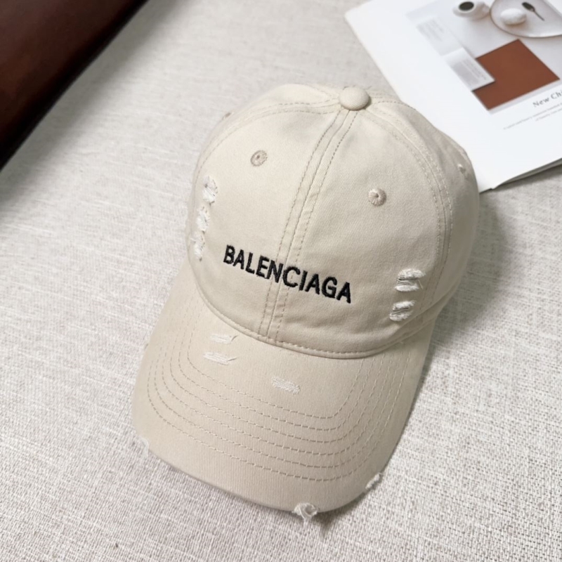 BALENCIAGA